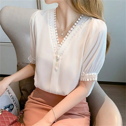 Meeri - Chique Chiffon Blouse met Kralen en Kant